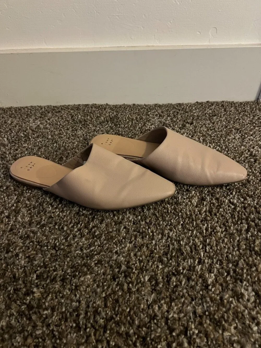 A New Day beige pointed toe mules / flats - women's 9.5